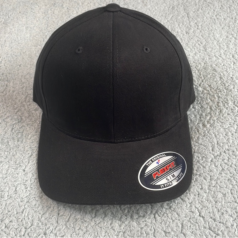 ✨$4 SALE NWT The Original Flexfit Black Baseball Cap Size S/M